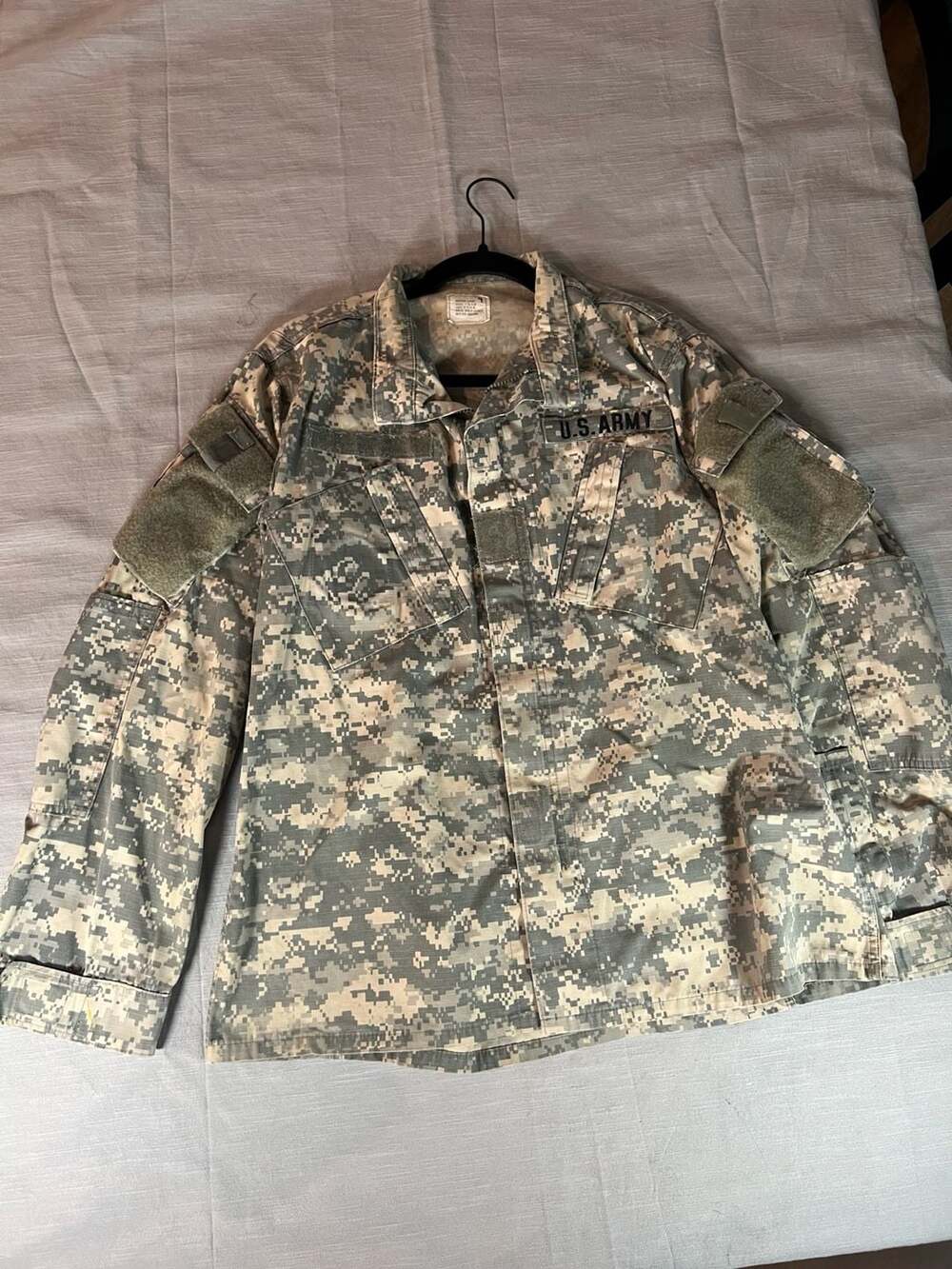 US Army Combat Uniform ACU Coat Jacket Digital Camo Medium Long UCP